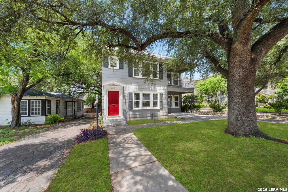 109 W Norwood Court San Antonio TX 78212