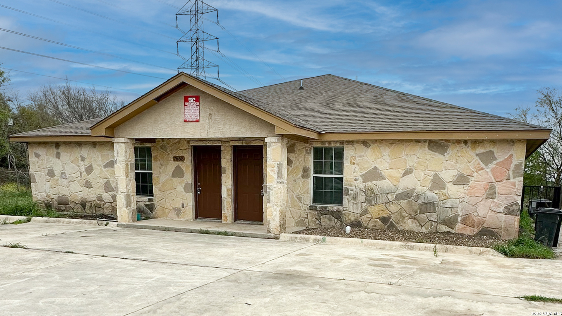 7668 Oak Chase San Antonio TX 78239