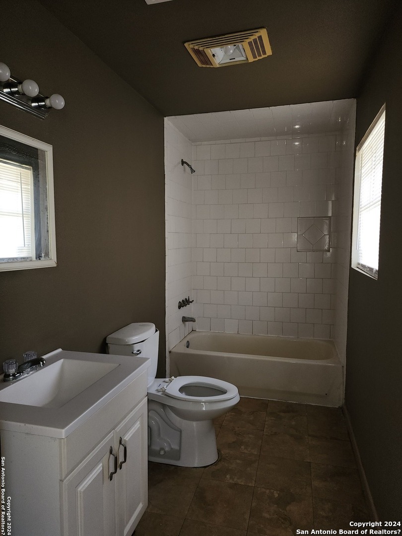 123 Wilmot Street San Antonio TX 78237