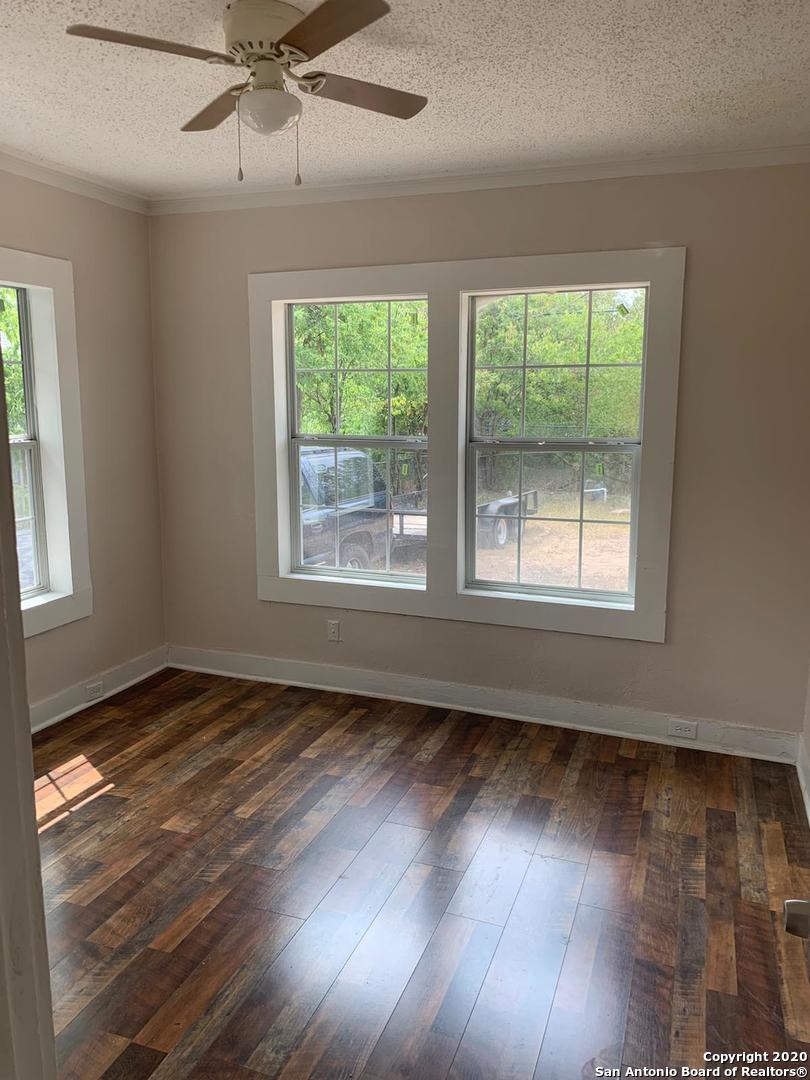 1334 Clower San Antonio TX 78201