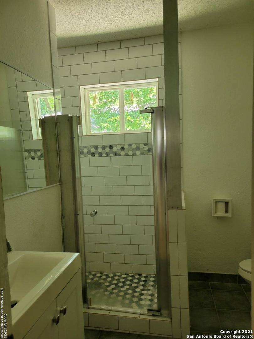 1334 Clower San Antonio TX 78201