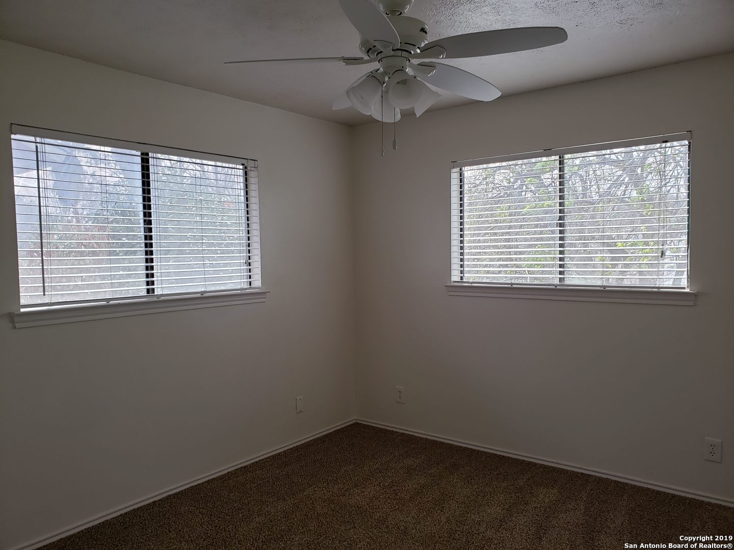 15711 Horse Creek San Antonio TX 78232