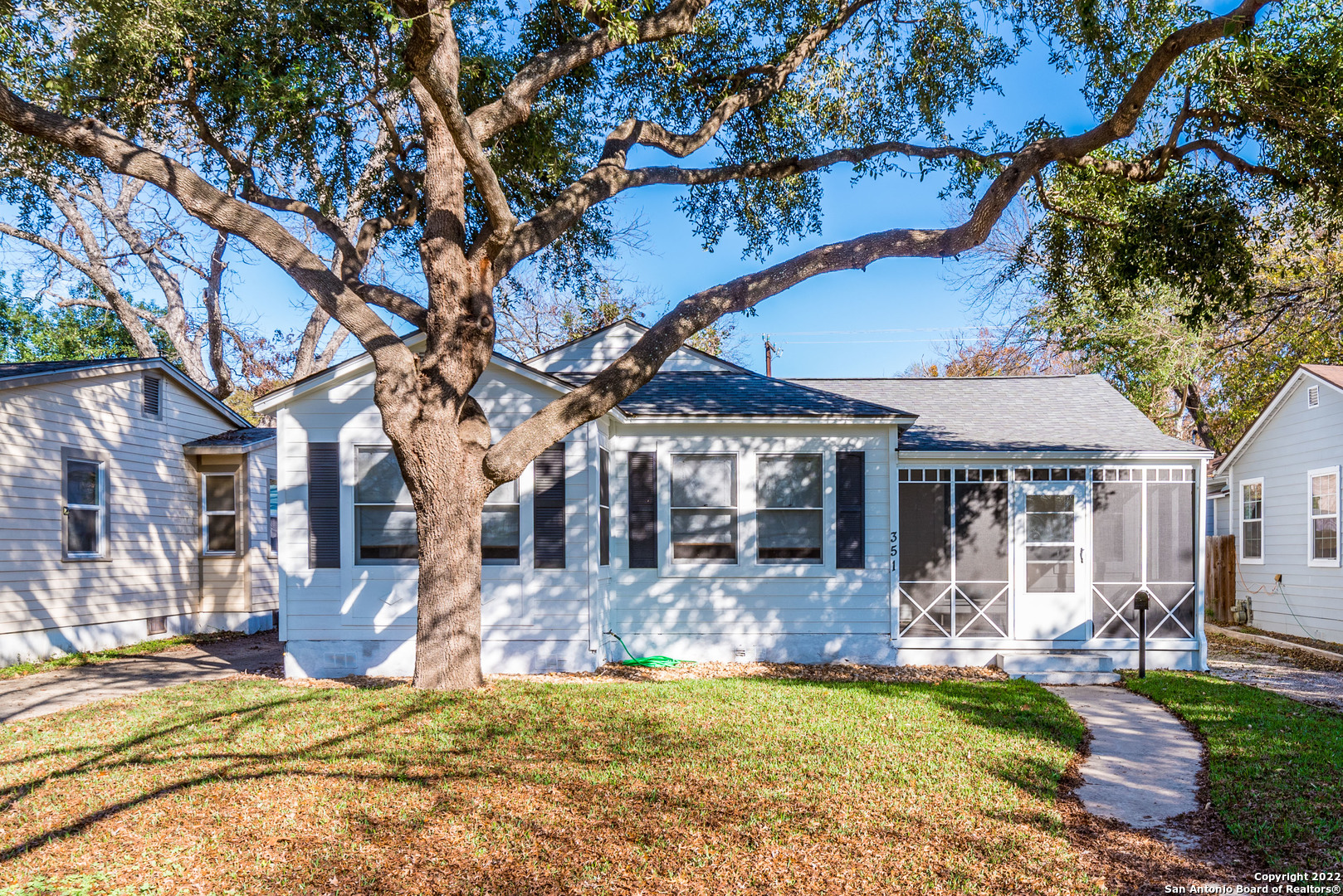 351 Redwood Street Alamo Heights TX 78209