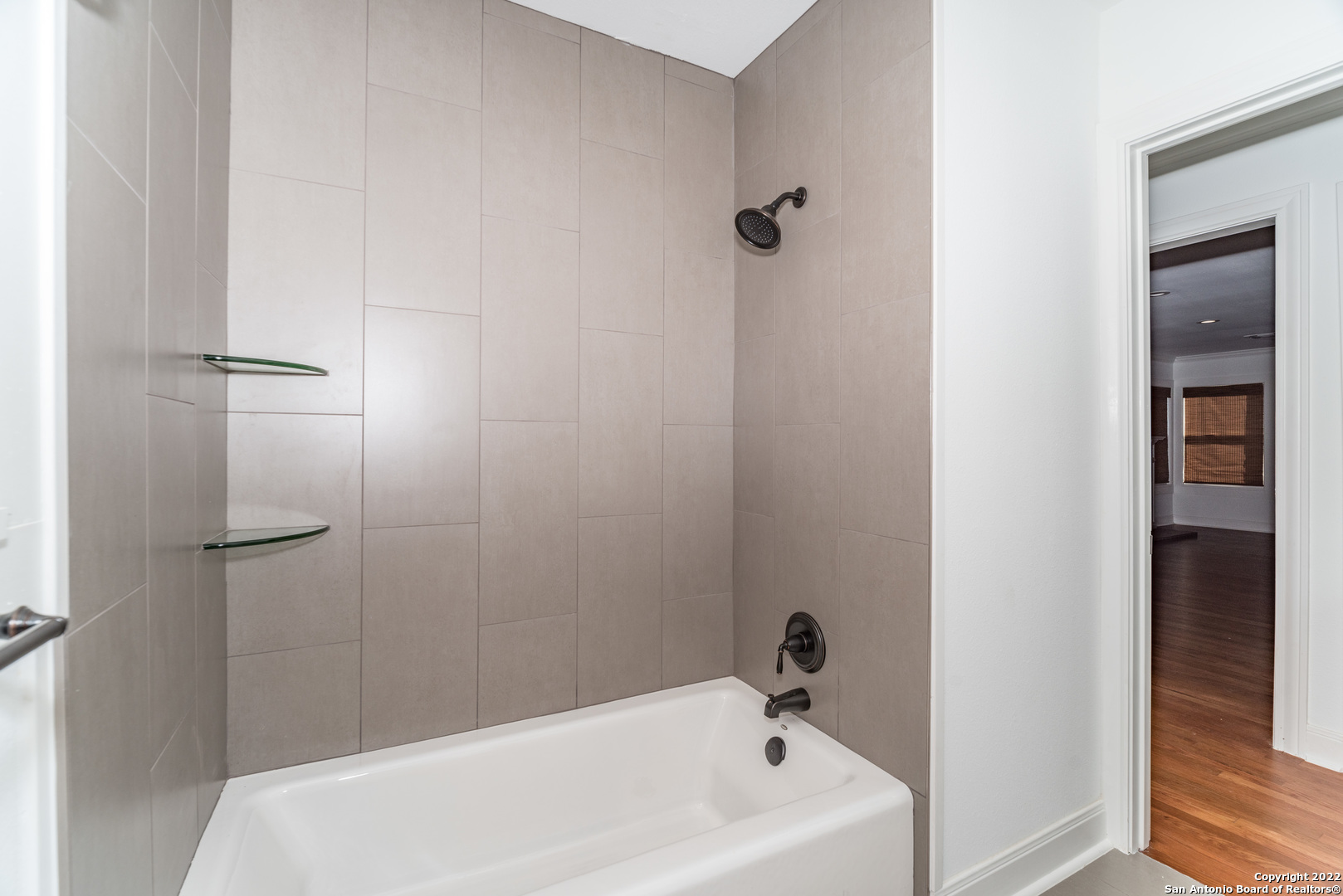 351 Redwood Street Alamo Heights TX 78209