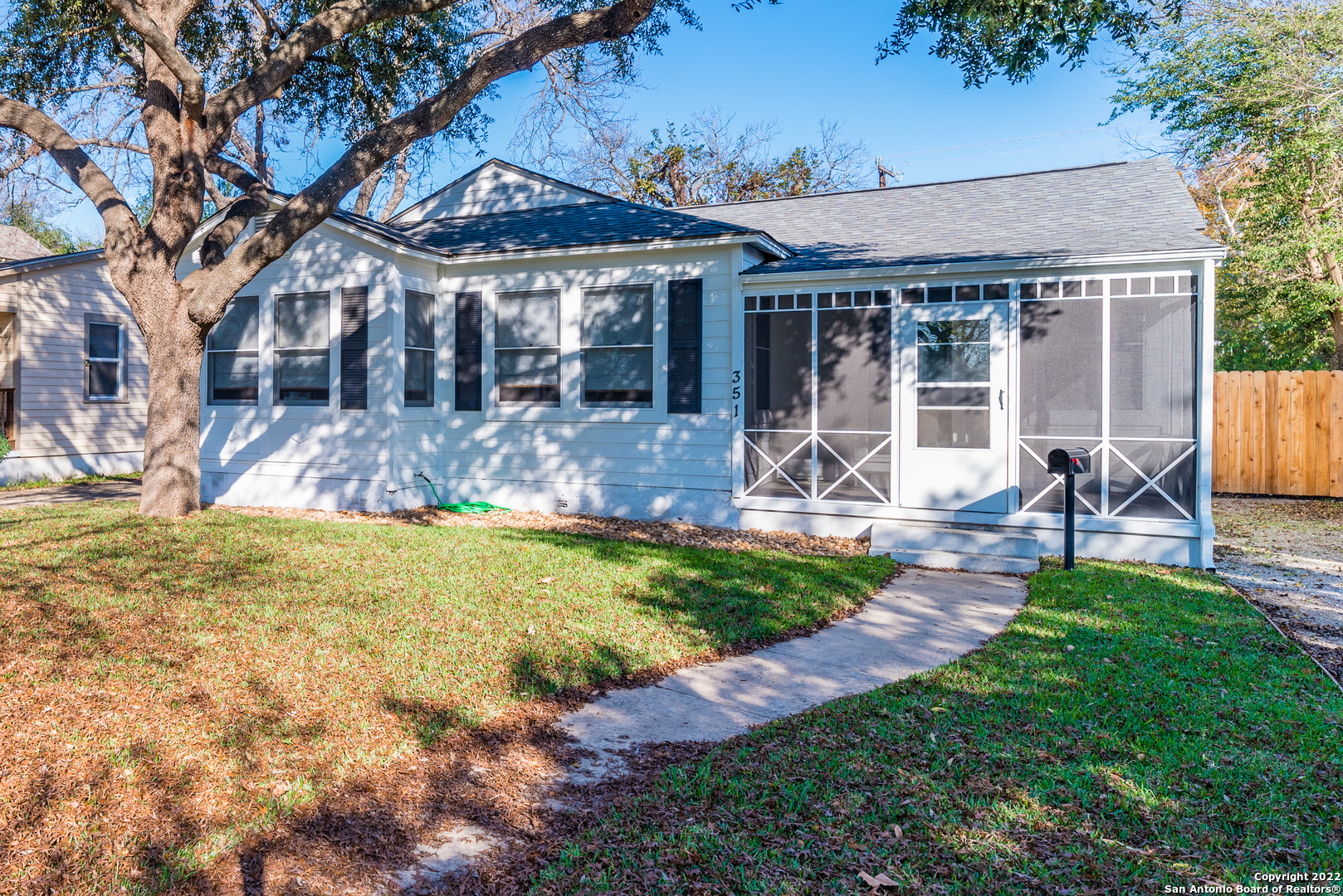 351 Redwood Street Alamo Heights TX 78209