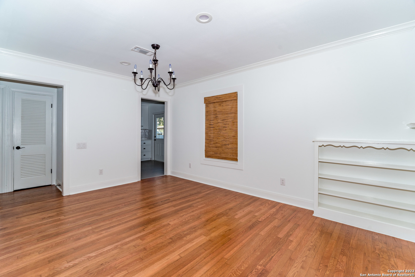 351 Redwood Street Alamo Heights TX 78209