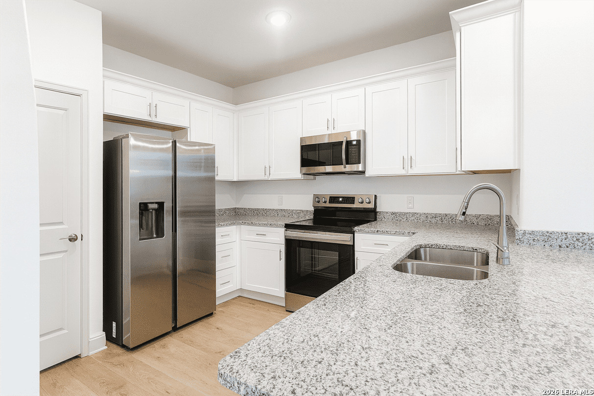 7512 Briarwood Pass San Antonio TX 78252