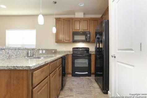 223 Circle Court Pleasanton TX 78064
