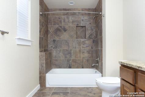 223 Circle Court Pleasanton TX 78064