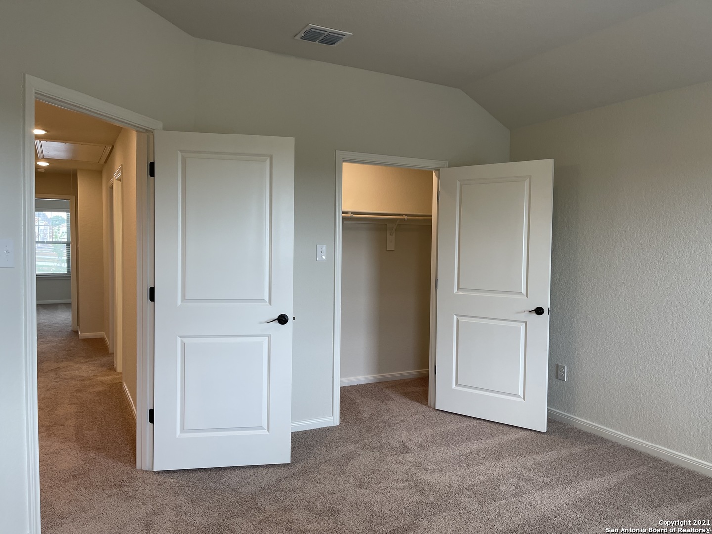 2206 Sandlewood Cove San Antonio TX 78245