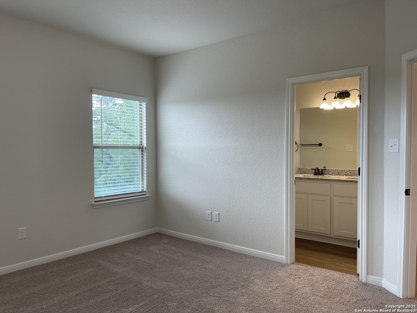 2206 Sandlewood Cove San Antonio TX 78245