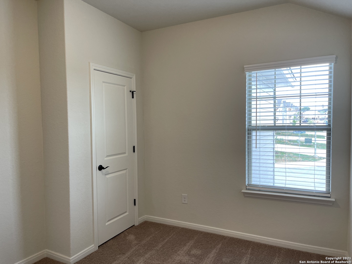 2206 Sandlewood Cove San Antonio TX 78245