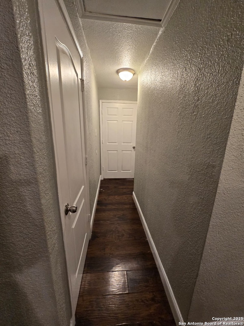 1718 Commercial San Antonio TX 78221