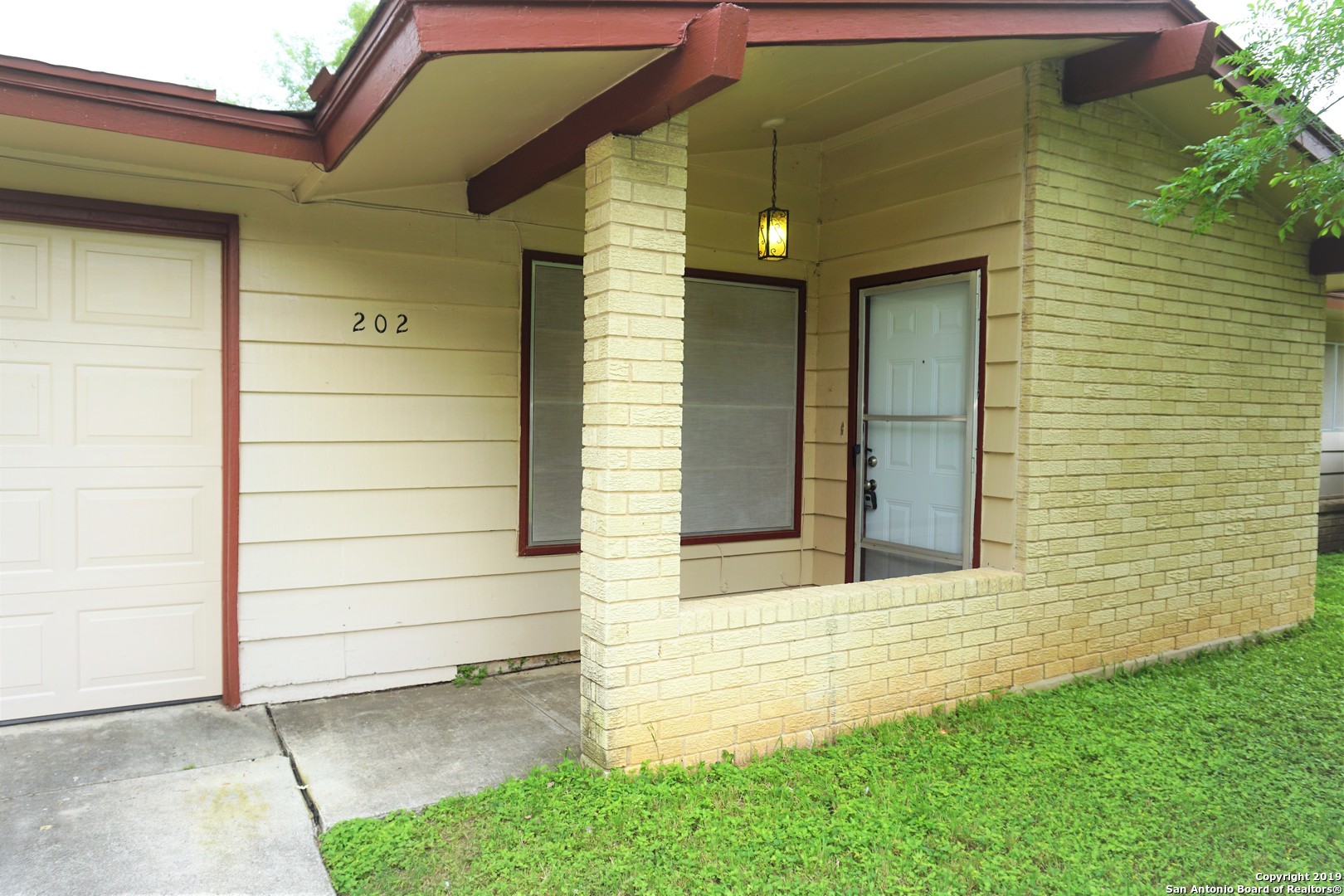 202 Brenda Drive Converse TX 78109
