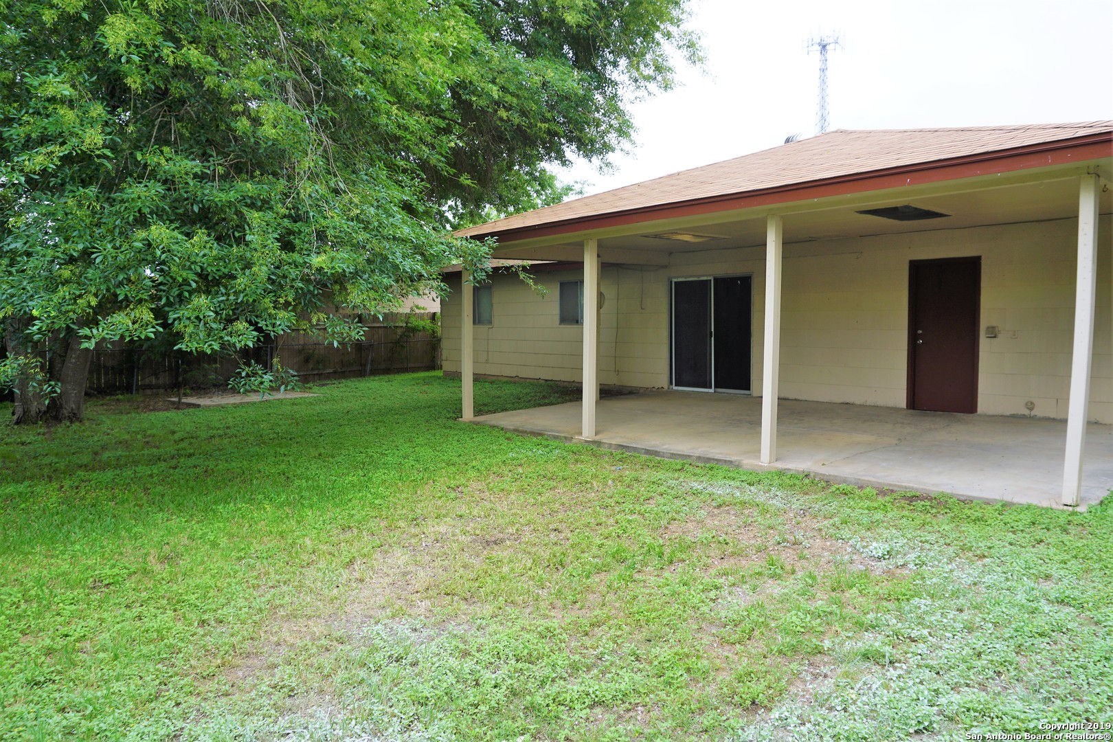 202 Brenda Drive Converse TX 78109