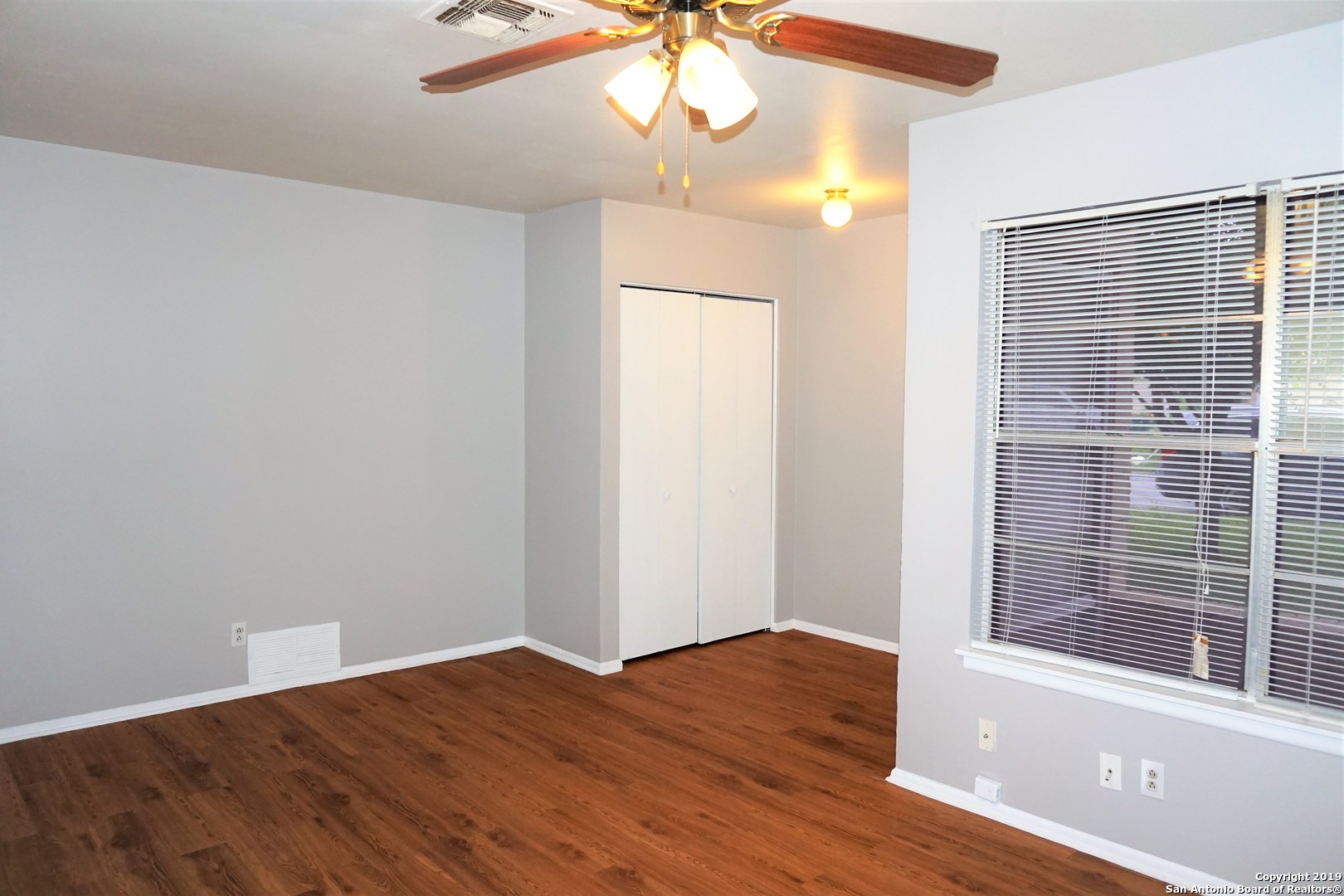 202 Brenda Drive Converse TX 78109
