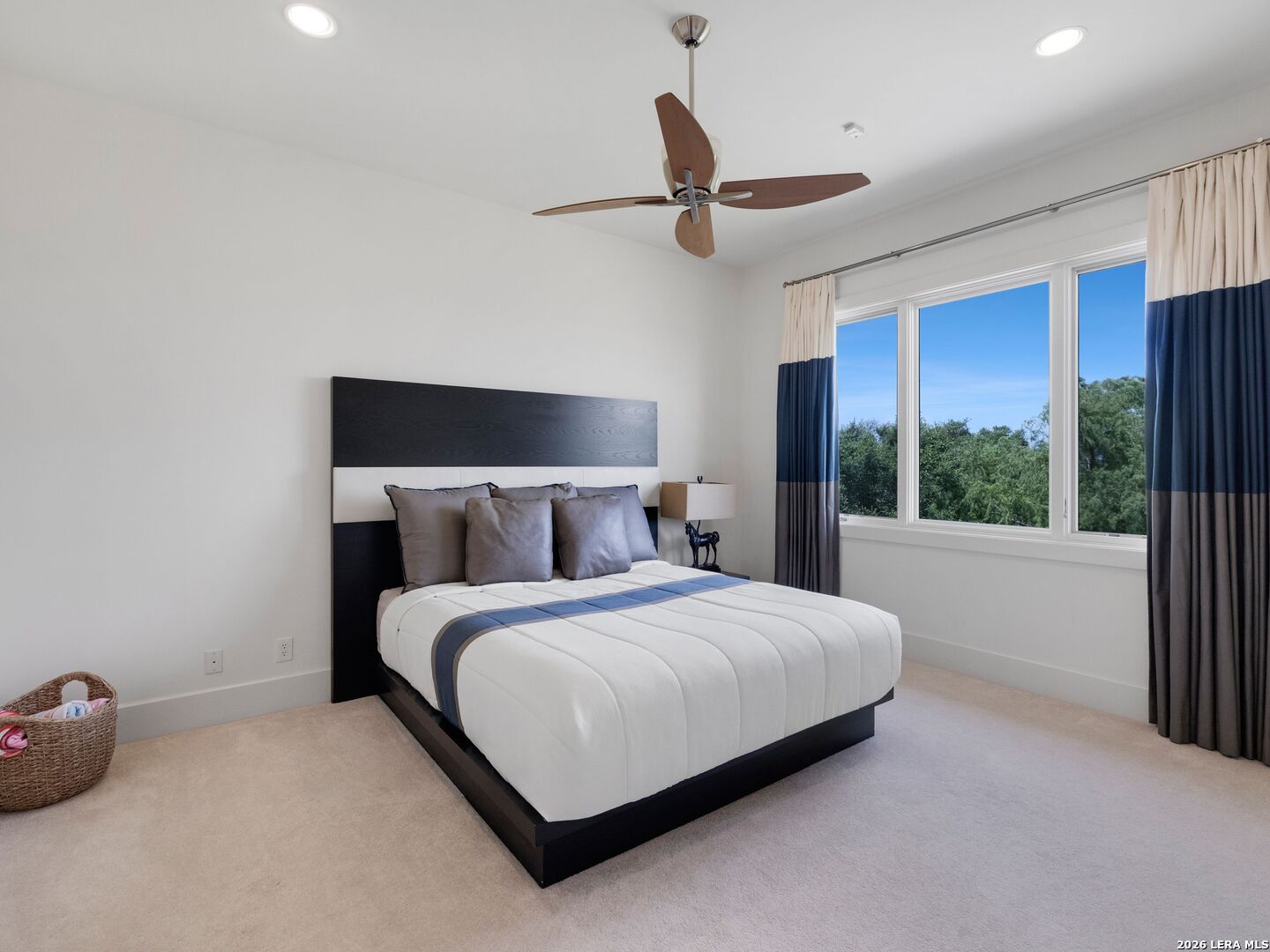 11 Davenport Lane San Antonio TX 78257