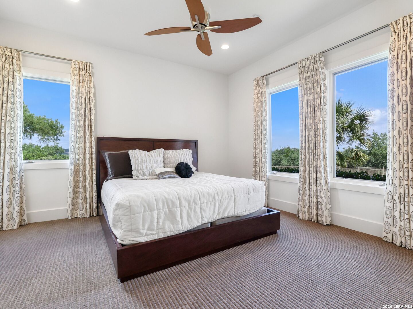 11 Davenport Lane San Antonio TX 78257