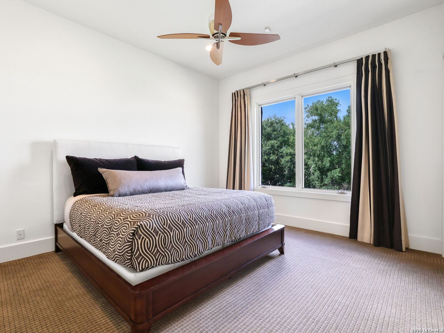 11 Davenport Lane San Antonio TX 78257