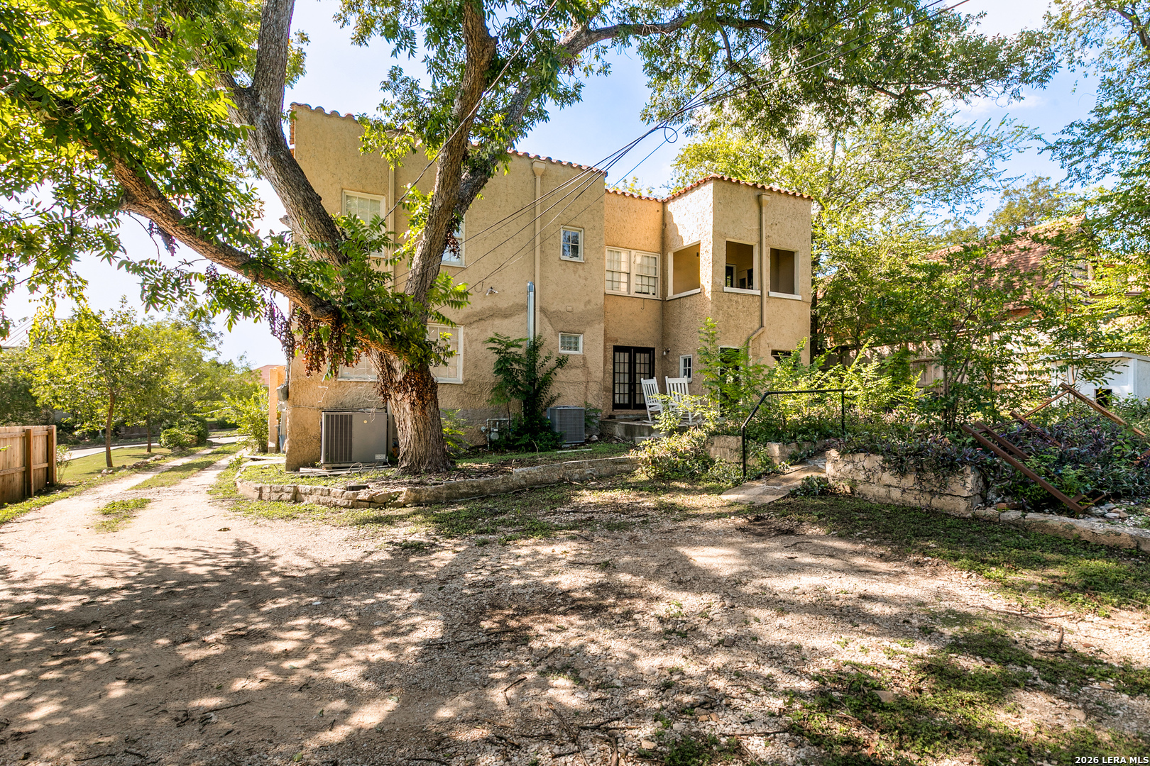 1511 W Mistletoe Avenue San Antonio TX 78201