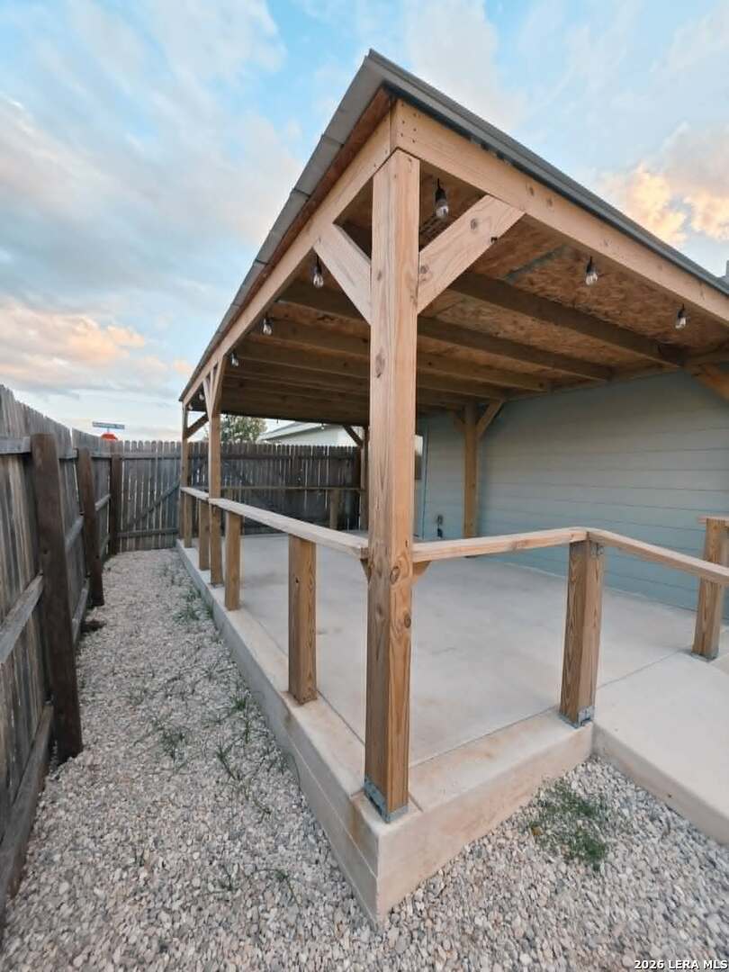 6331 Arredondo Run San Antonio TX 78220