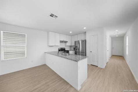 4284 Thalweg Way San Antonio TX 78223
