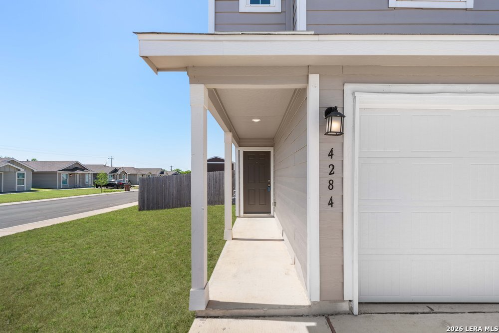 4284 Thalweg Way San Antonio TX 78223