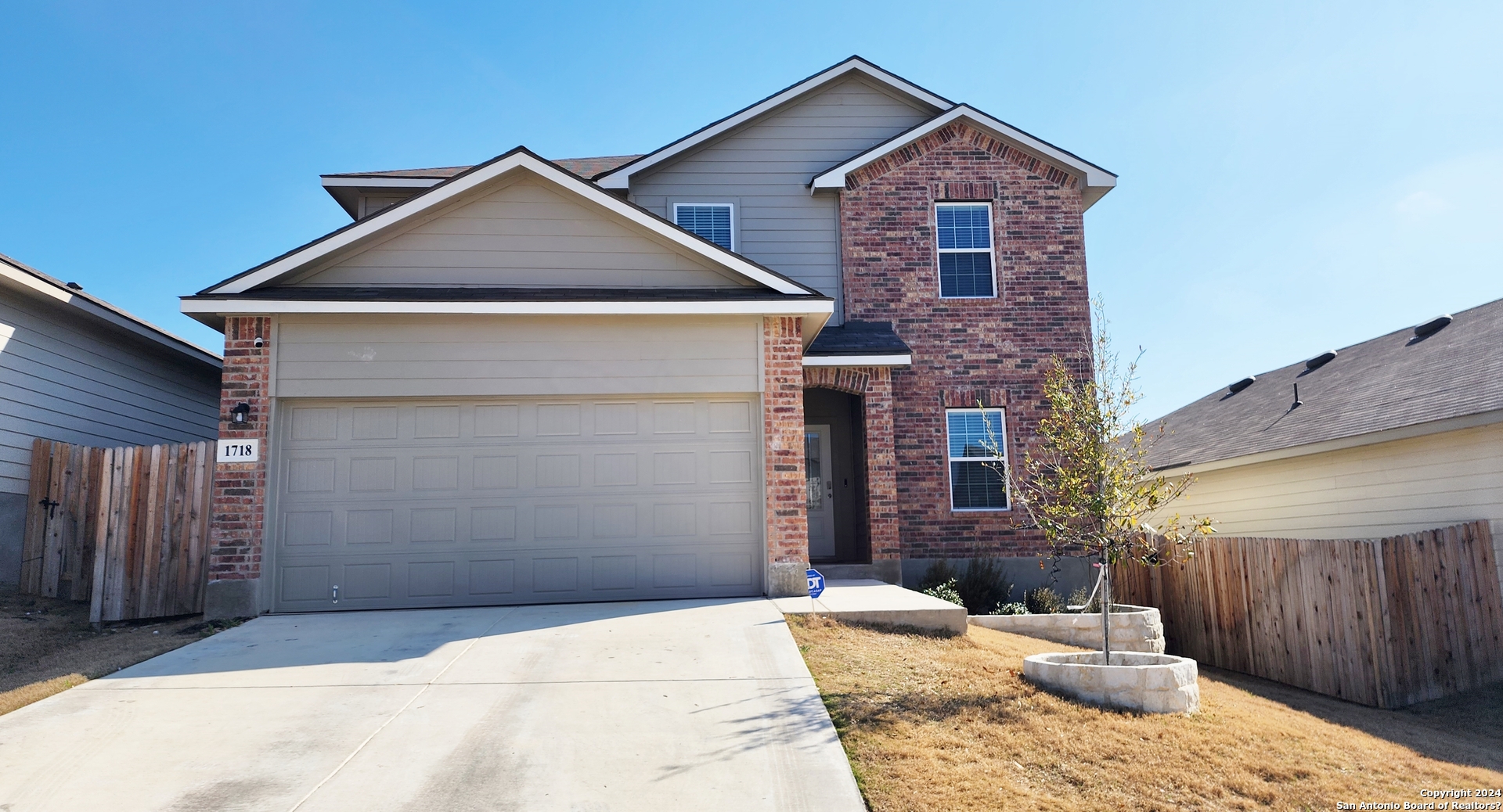1718 Moonstone Bay San Antonio TX 78245