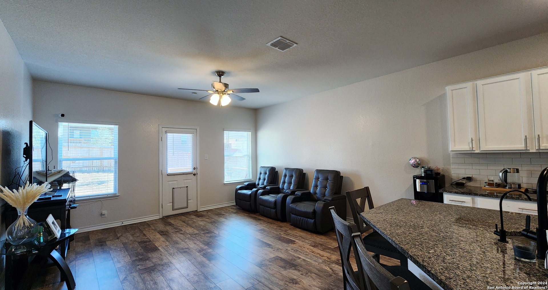 1718 Moonstone Bay San Antonio TX 78245