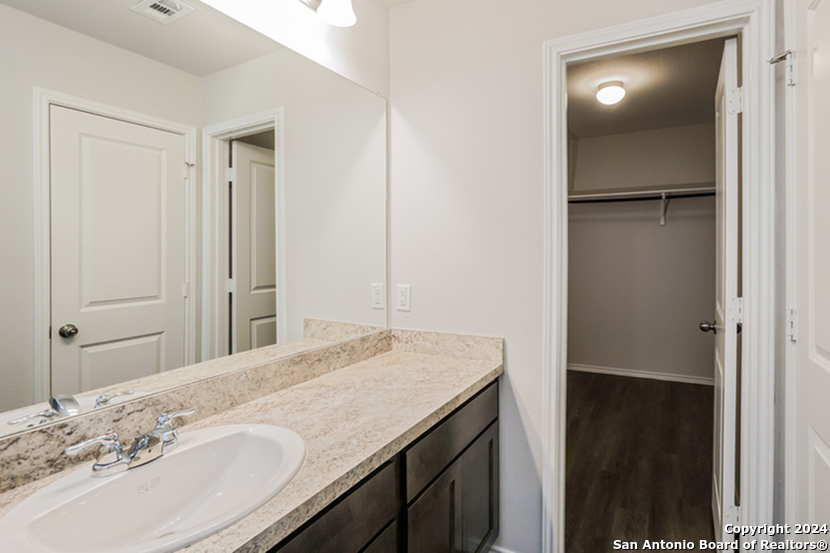 5222 Jade Crossing San Antonio TX 78222