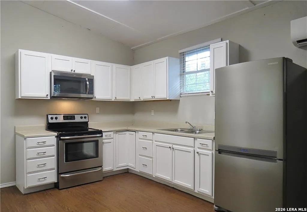 333 E Torrey Street New Braunfels TX 78130