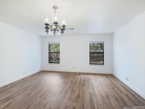 9231 Linbrooke San Antonio TX 78250