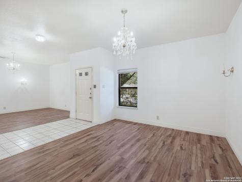 9231 Linbrooke San Antonio TX 78250