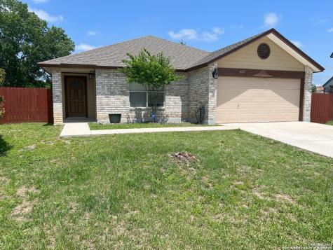 8227 Club Meadow Drive Converse TX 78109