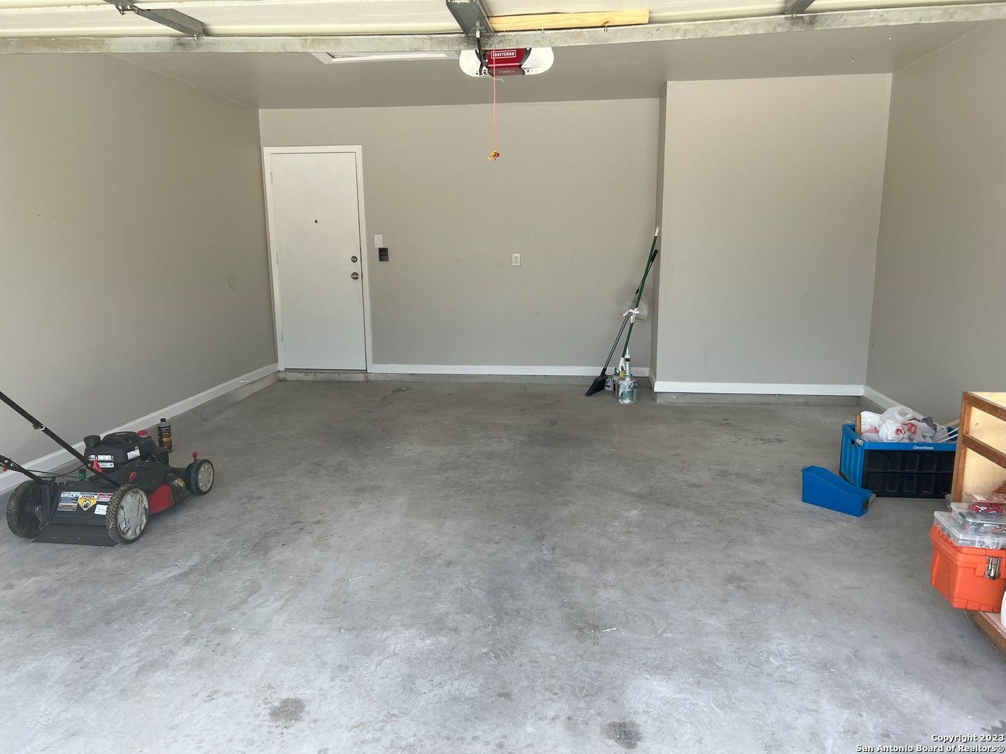 8227 Club Meadow Drive Converse TX 78109
