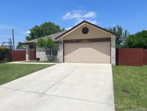 8227 Club Meadow Drive Converse TX 78109