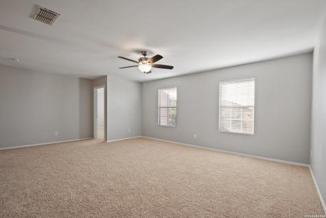 24618 Magnolia Falls San Antonio TX 78261