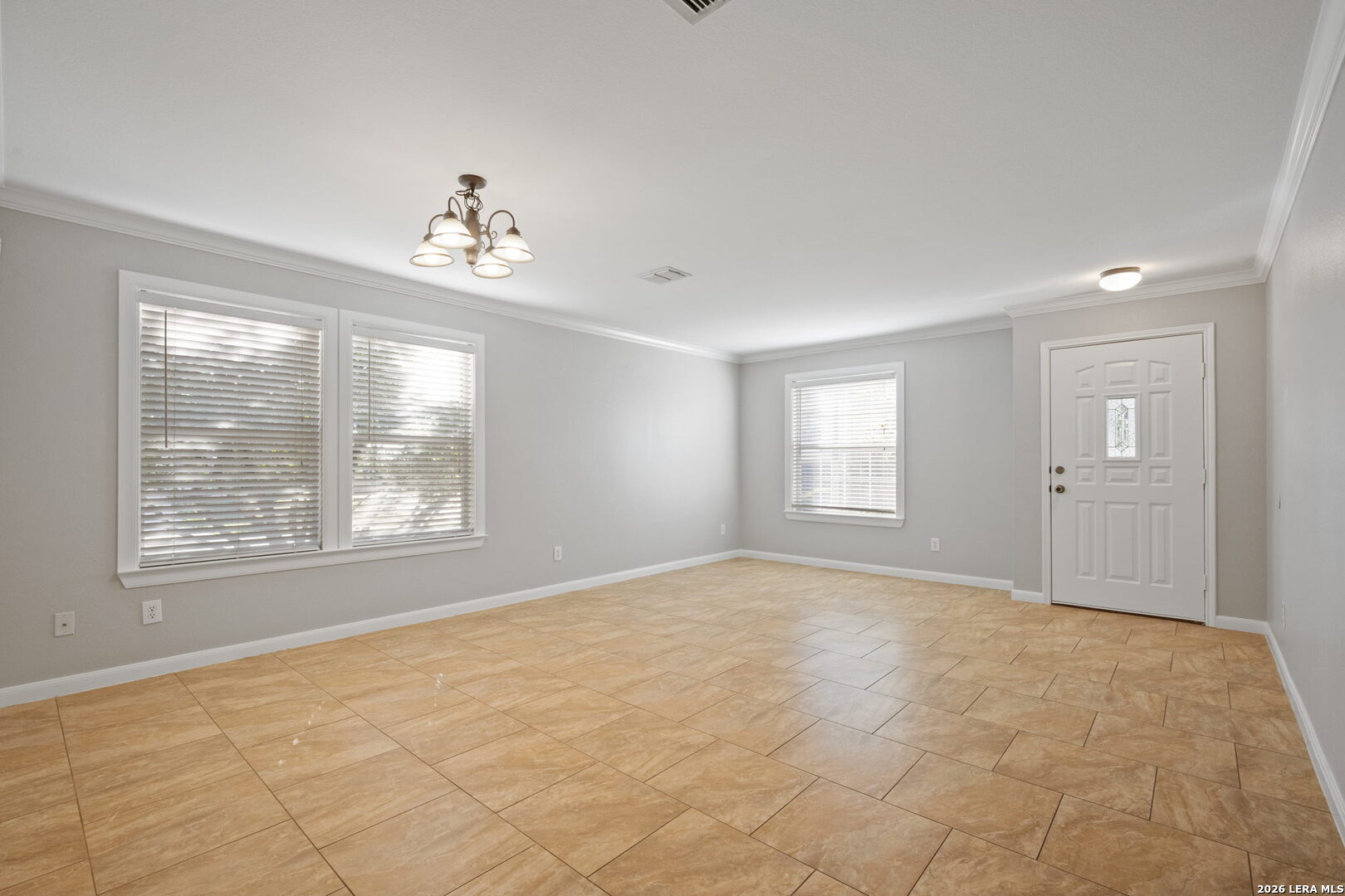 24618 Magnolia Falls San Antonio TX 78261