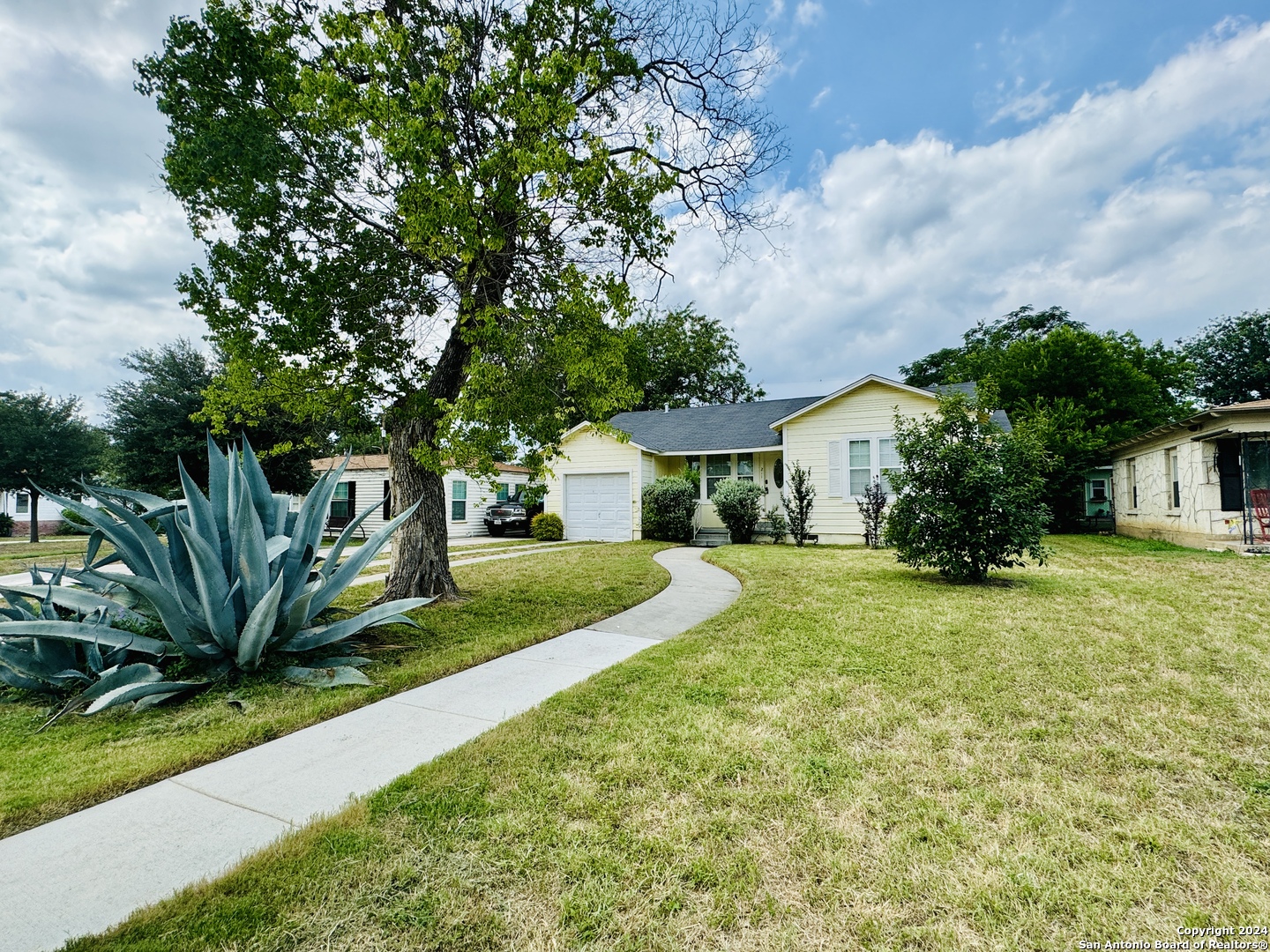 211 Leming Drive San Antonio TX 78201