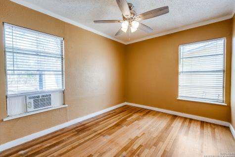 423 Olney Drive San Antonio TX 78209