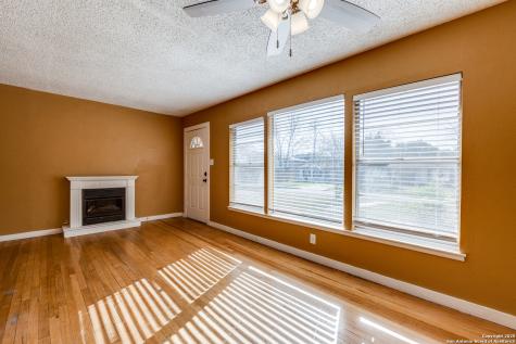 423 Olney Drive San Antonio TX 78209