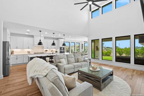 402 Fandango Boerne TX 78006