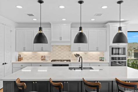 402 Fandango Boerne TX 78006