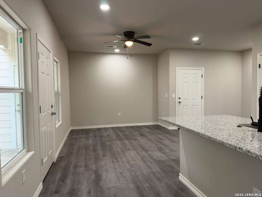 7616 Windsor Oaks San Antonio TX 78239