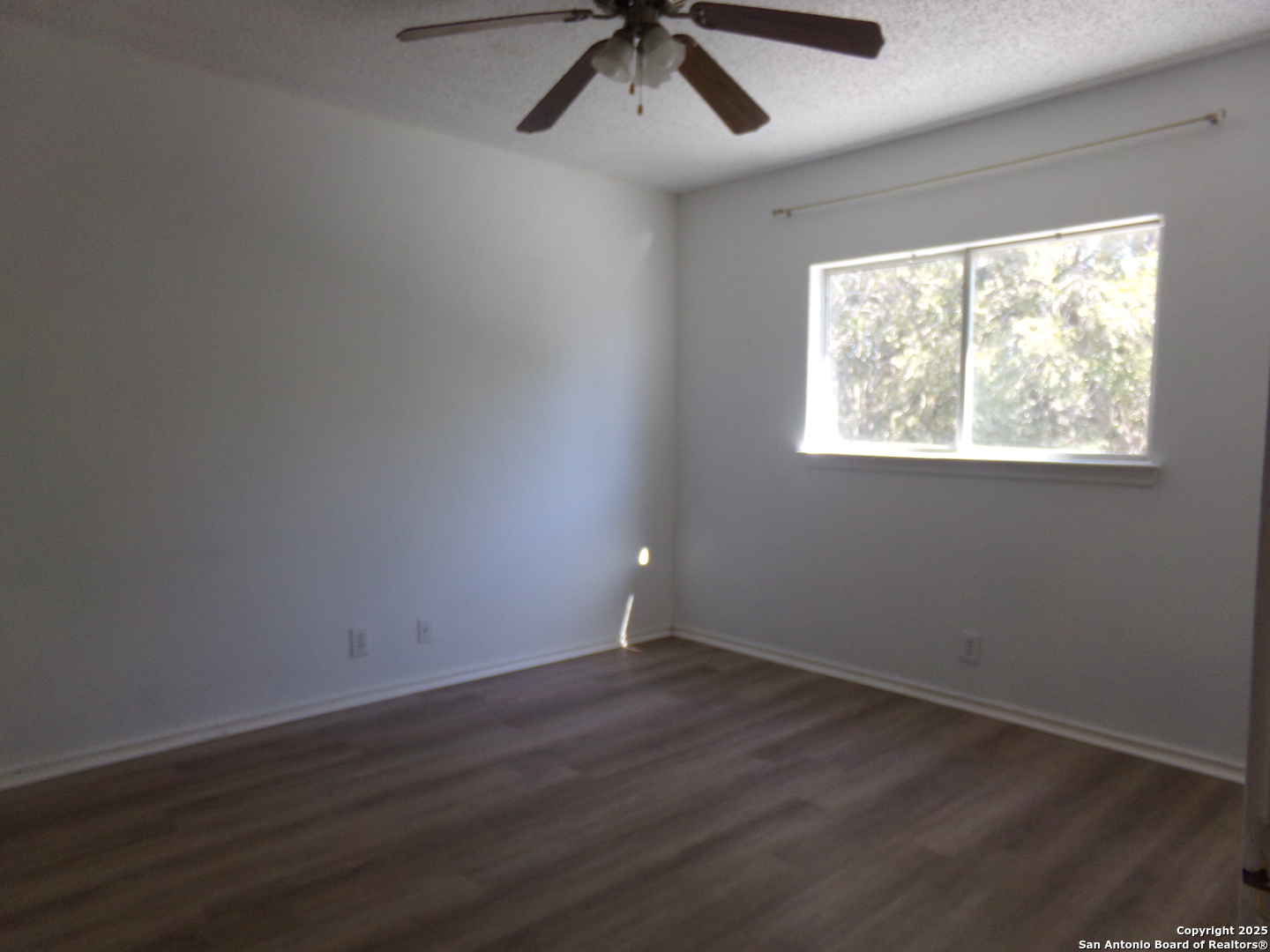 2422 Buffalo Pass San Antonio TX 78245