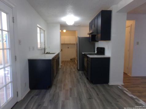 2422 Buffalo Pass San Antonio TX 78245