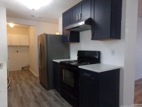 2422 Buffalo Pass San Antonio TX 78245