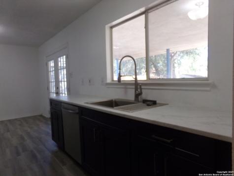 2422 Buffalo Pass San Antonio TX 78245
