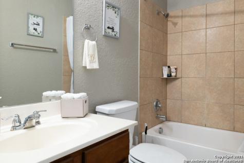 8722 Gavel Gate Converse TX 78109