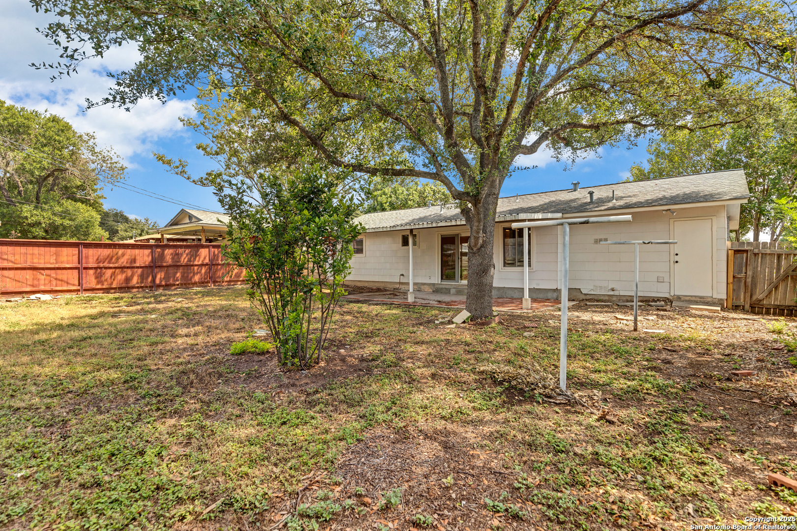 4303 Sunshadow San Antonio TX 78217